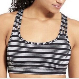 Athleta cross back sports bra